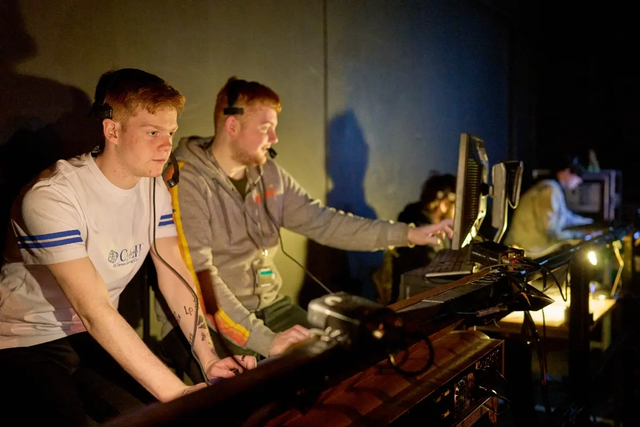 Students events technician sound desk 1